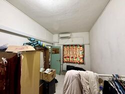 Changi Road (D14), Shop House #593657281